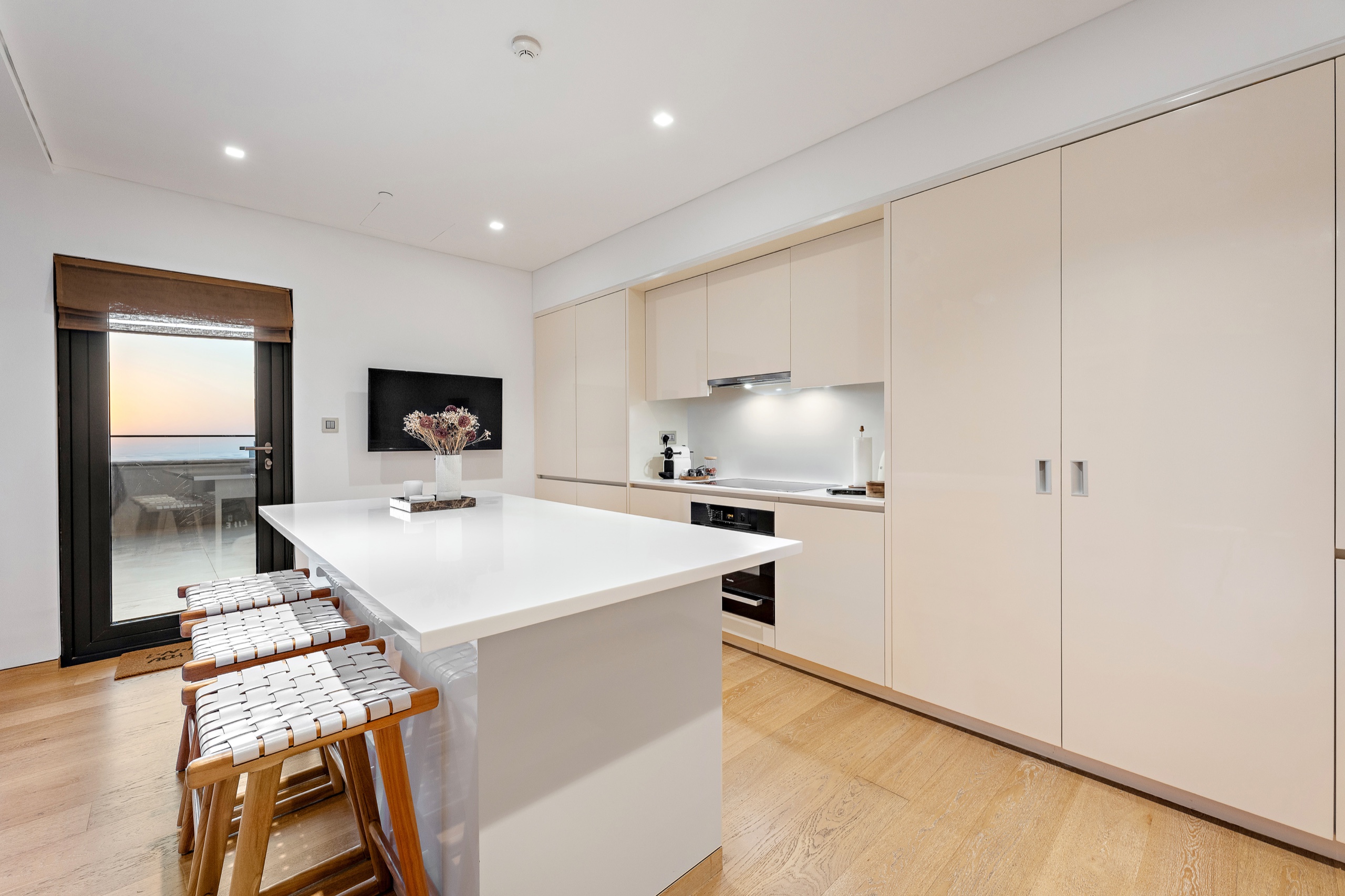 Apartment Photograph 4