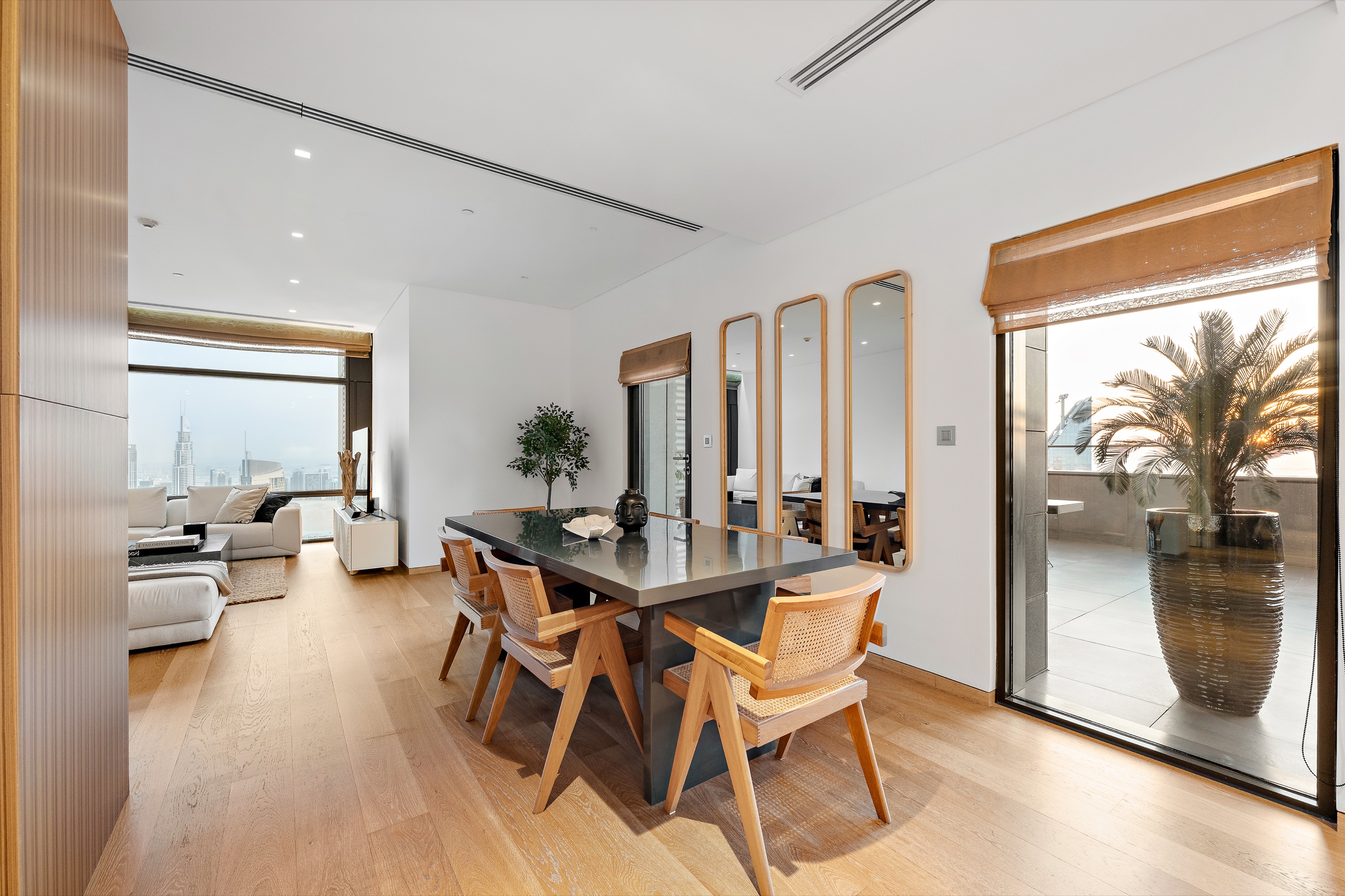 Apartment Photograph 5