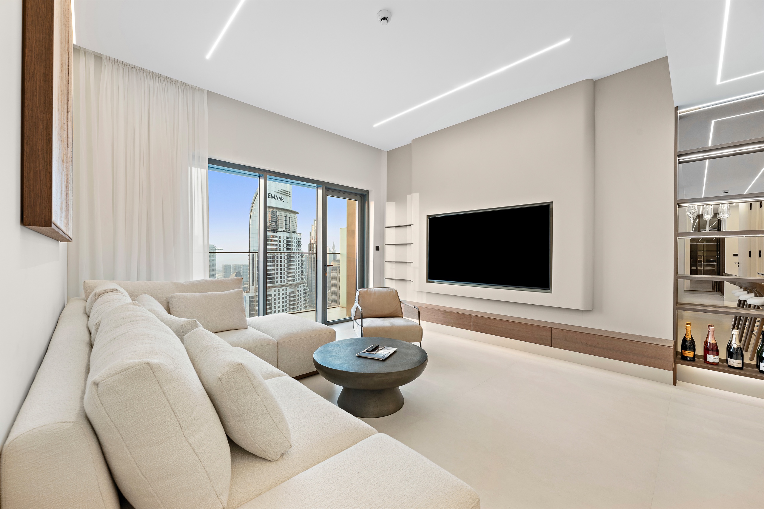 Apartment Photograph 12