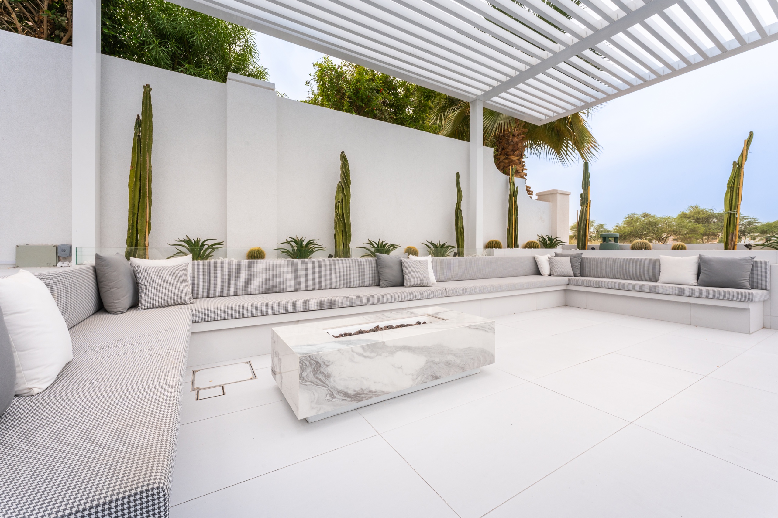 Outdoor Lounge Detail