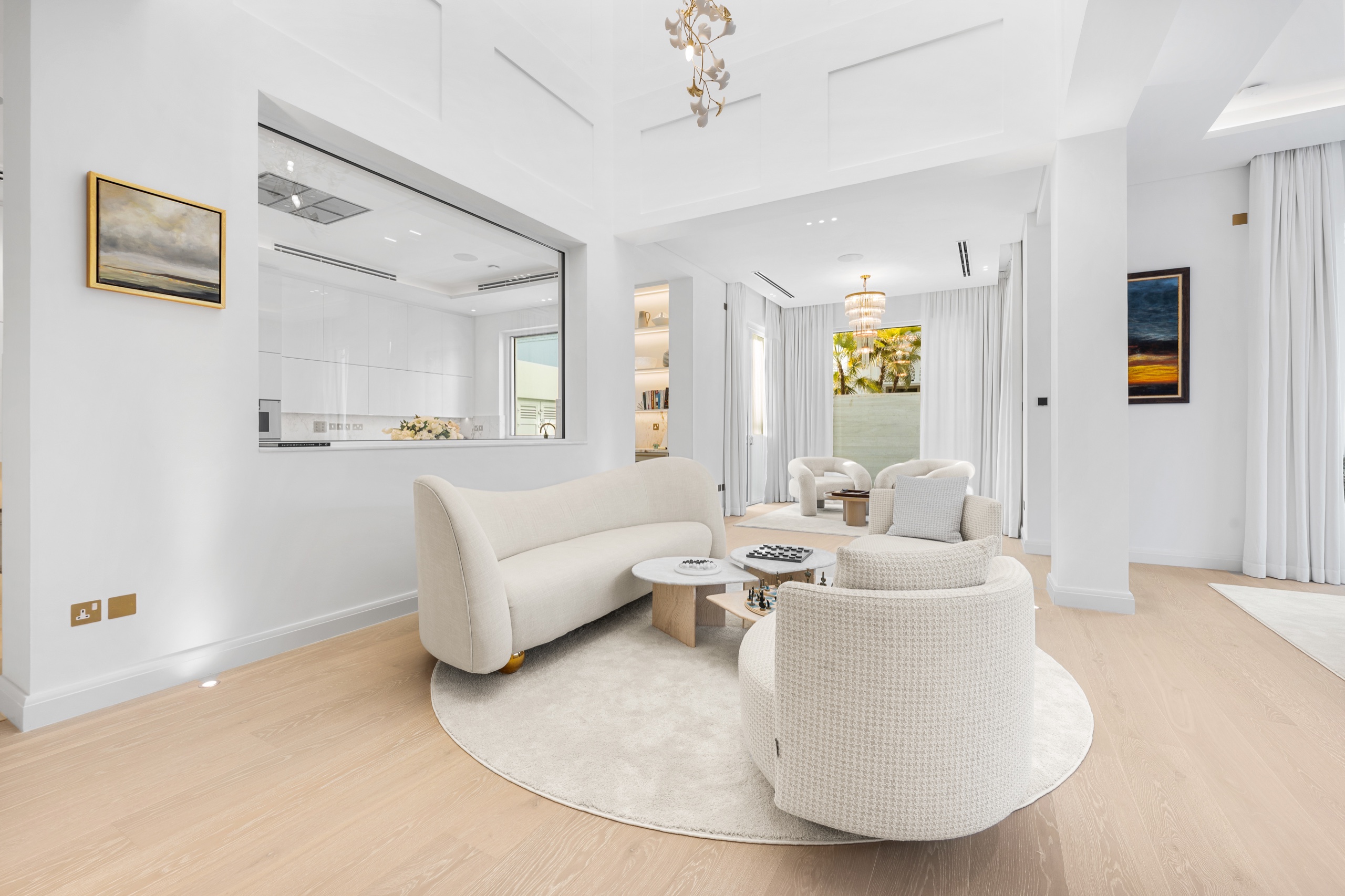 Bright Lounge
