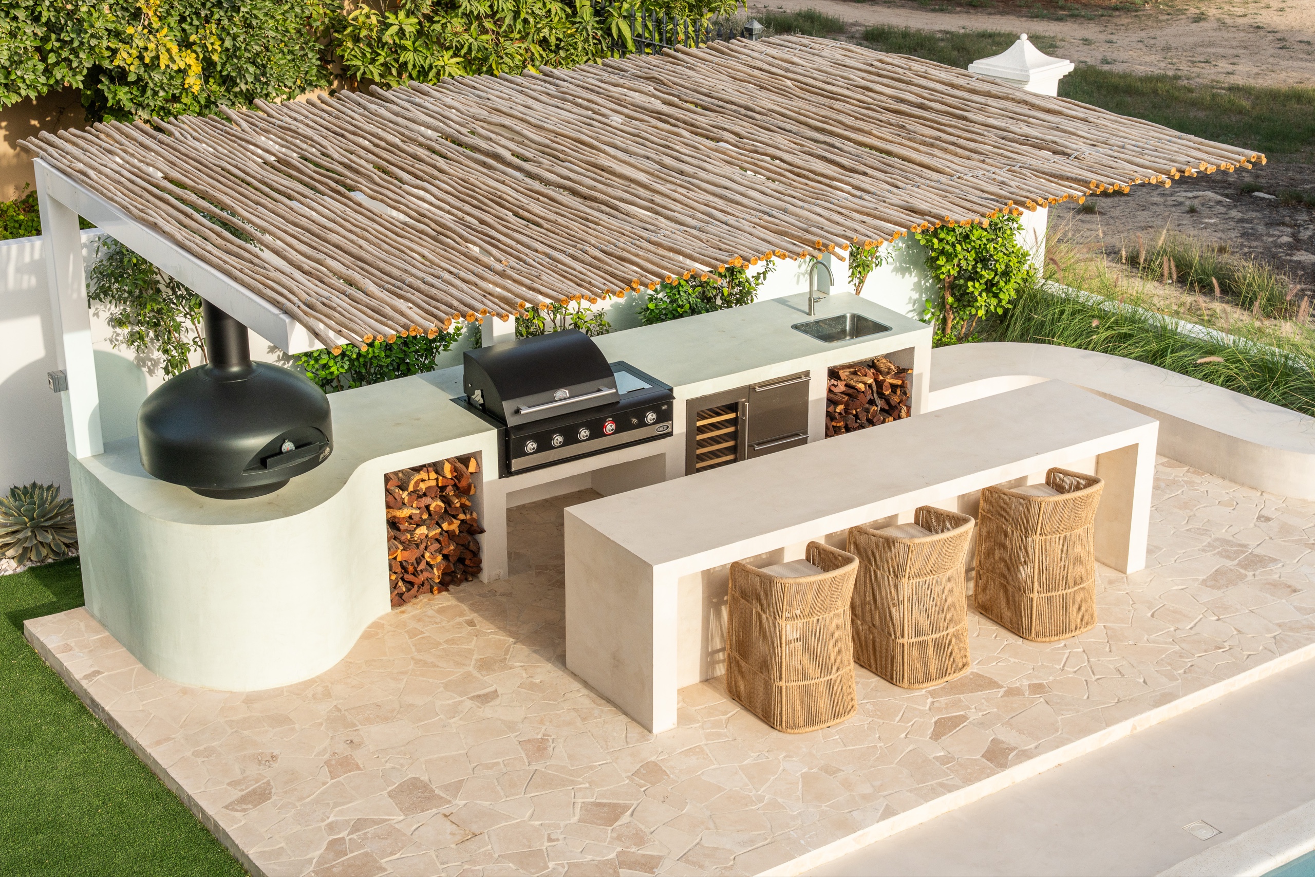 Outdoor Kitchen Overview